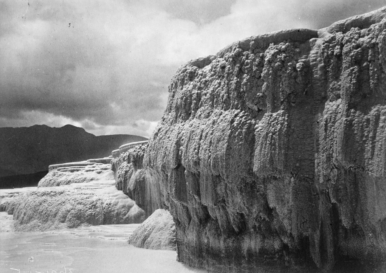  White Terrace at Lake Rotomahana before the eruption of Mount Tarawera in 1886, photo by James D Richardson.