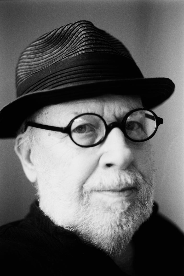 9_Joseph_Kosuth_by_Majd_El_Roumi