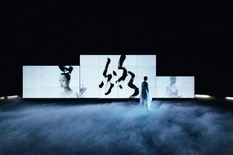 Popcorn, Liu I-Ling and Jong Yi-Ling in White Waters by Su Hui-Yu, C-Lab, Taipei, 2020.