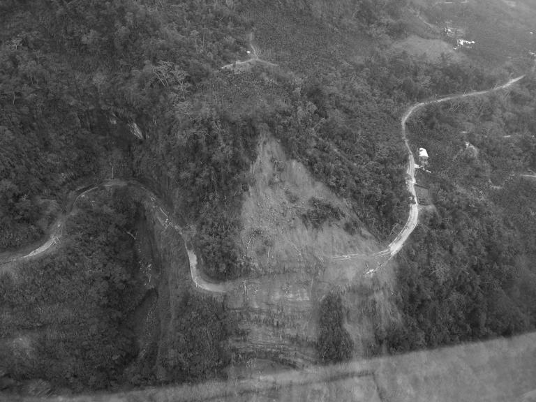 莫拉克颱風過後的阿里山山脈，2009。